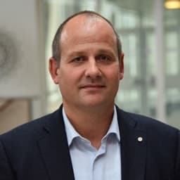 Pieter - Expert Care Pathway Optimization